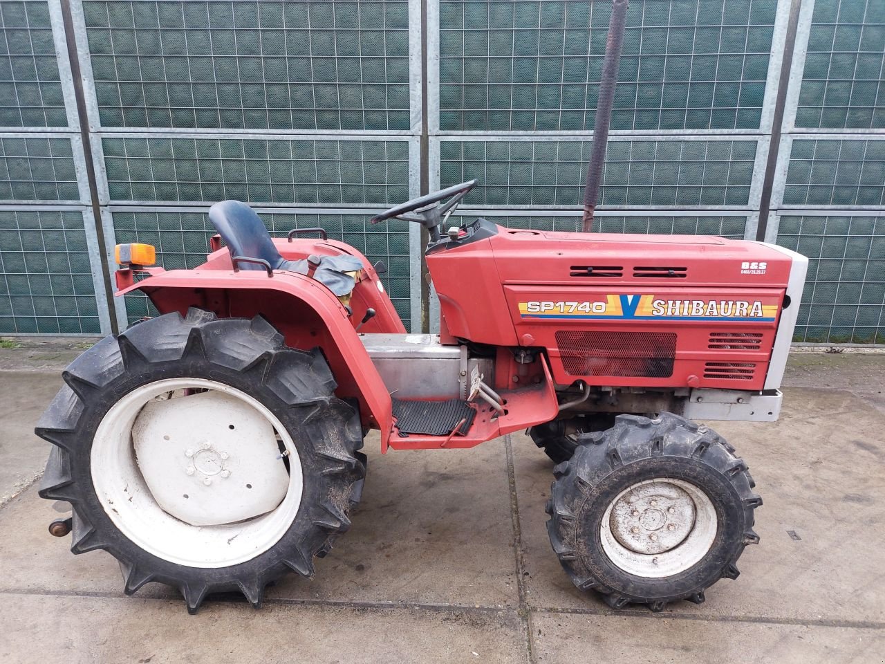 Traktor typu Shibaura SP1740, Gebrauchtmaschine w Ouderkerk aan den IJssel (Zdjęcie 2)