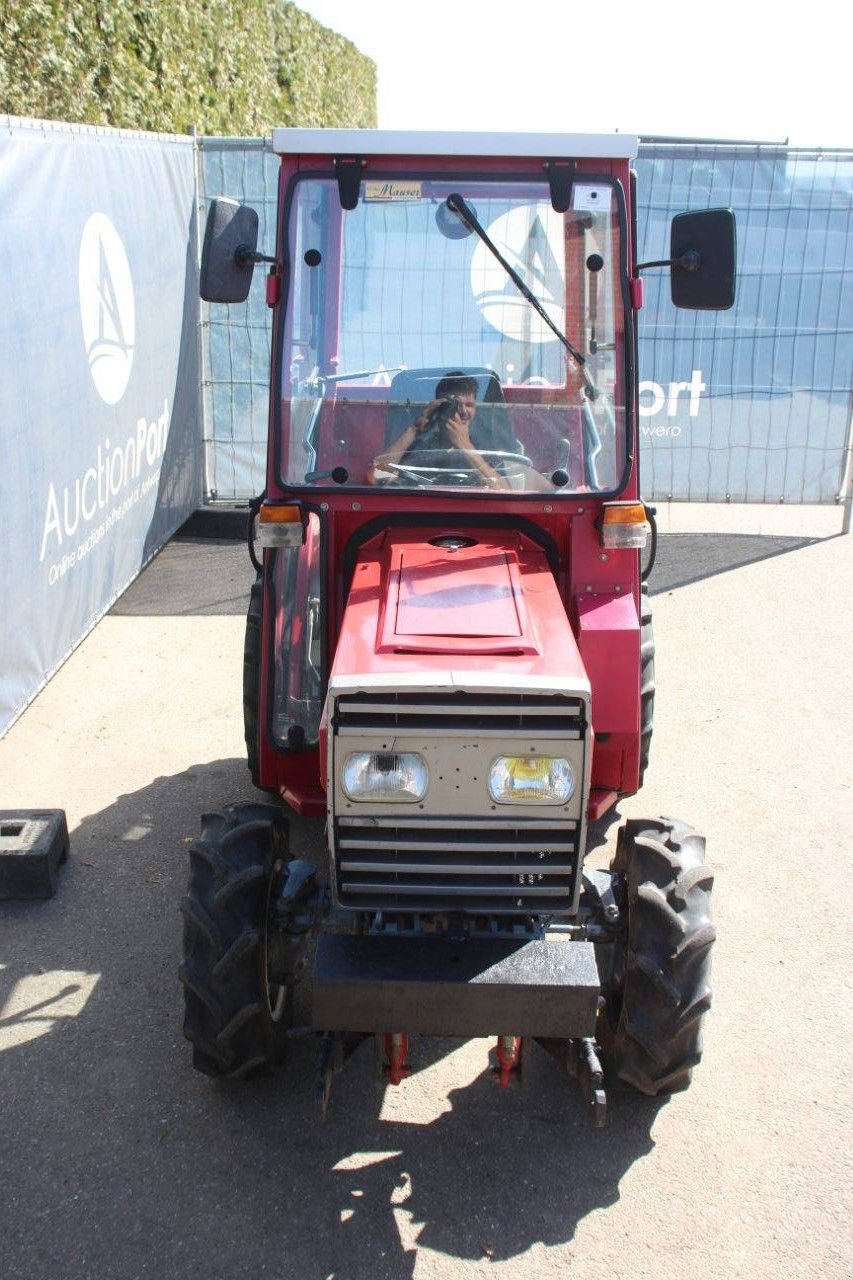 Traktor типа Shibaura SP1840, Gebrauchtmaschine в Antwerpen (Фотография 8)