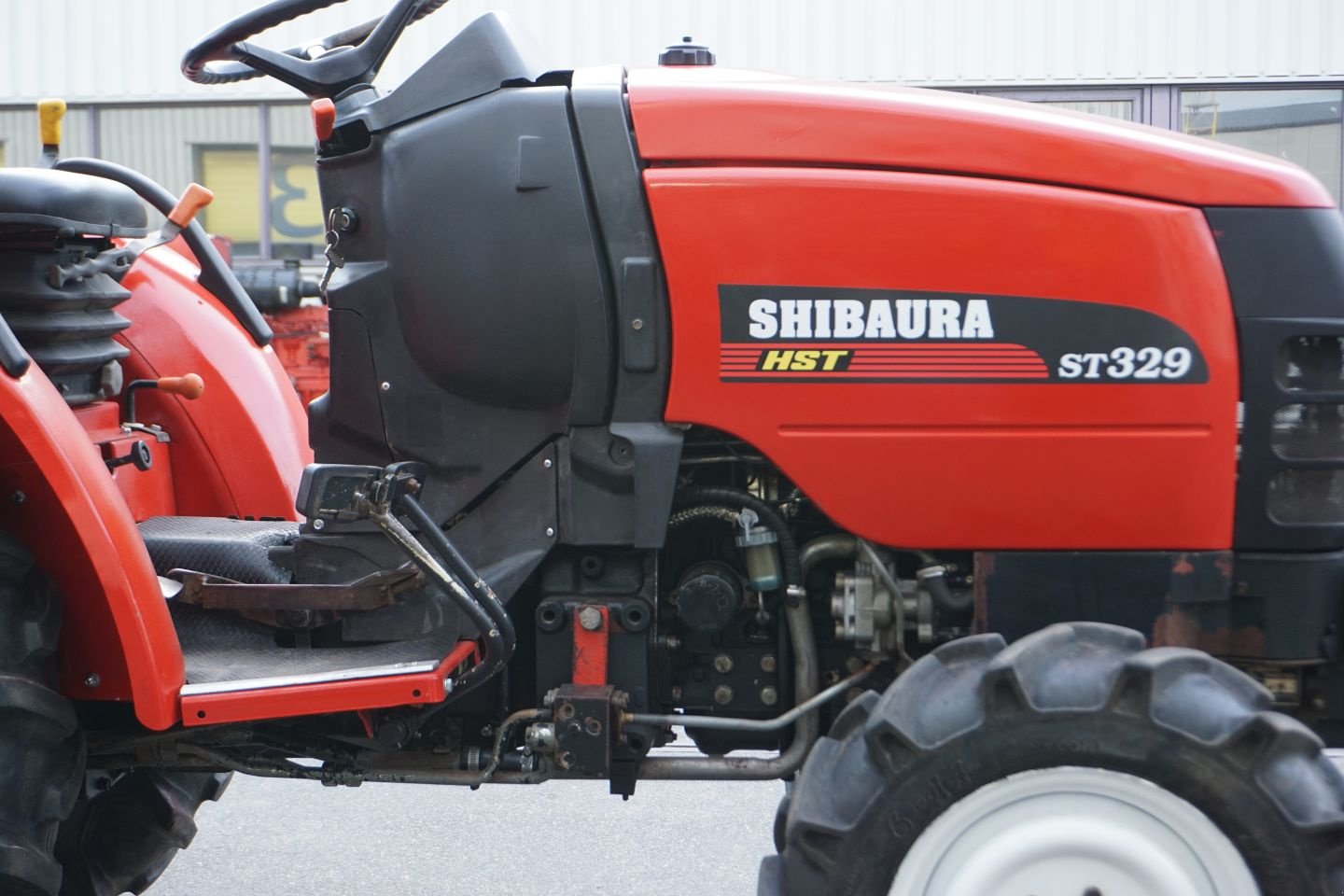 Traktor des Typs Shibaura ST 329 HST, Gebrauchtmaschine in Kesteren (Bild 5)