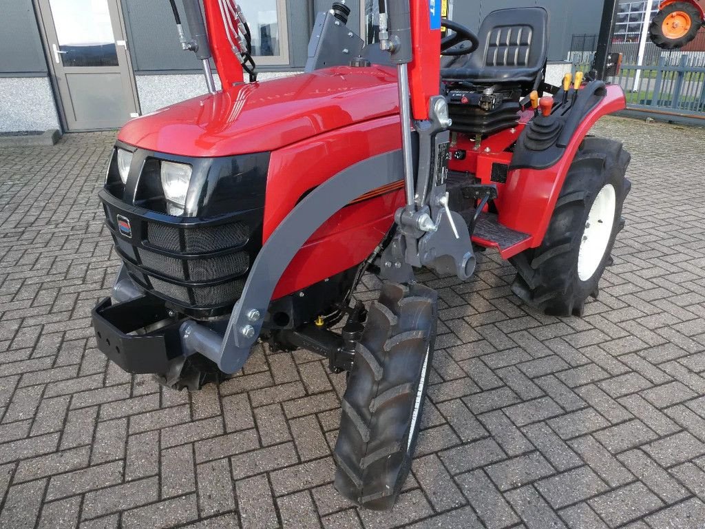 Traktor of the type Shibaura ST318 4wd / 0635 Draaiuren / Voorlader, Gebrauchtmaschine in Swifterband (Picture 5)