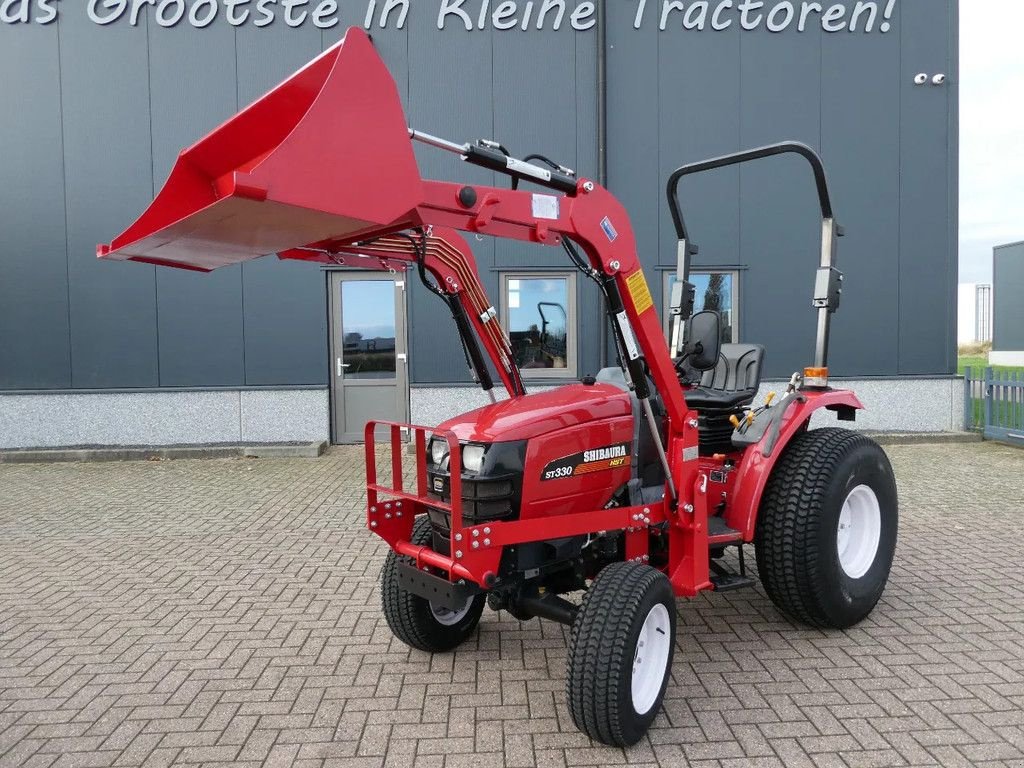 Traktor van het type Shibaura ST330 4wd HST / 0266 Draaiuren / Voorlader, Gebrauchtmaschine in Swifterband (Foto 3)
