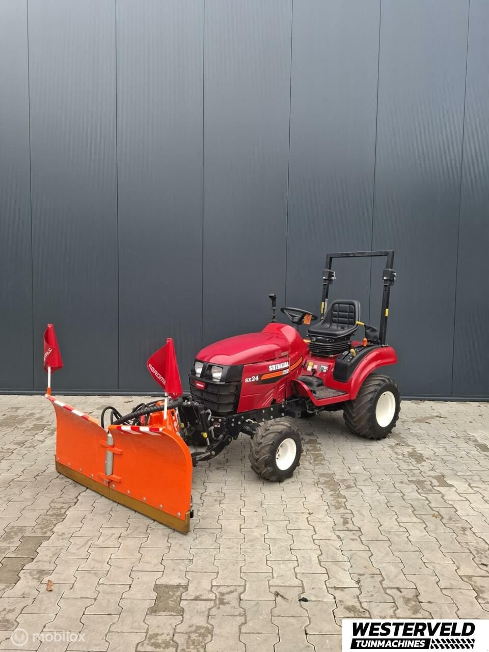 Traktor des Typs Shibaura SX24, Gebrauchtmaschine in Aalten (Bild 2)