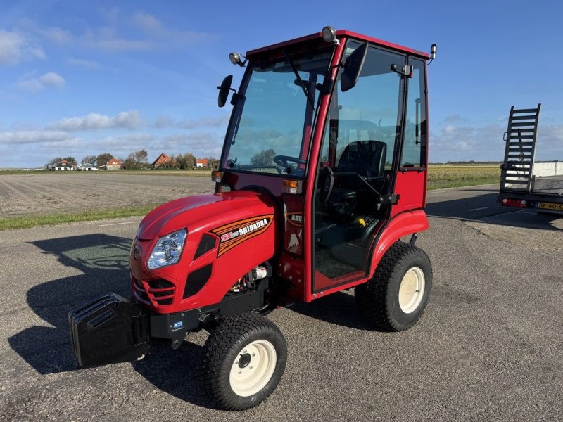 Traktor van het type Shibaura SX25, Neumaschine in Callantsoog