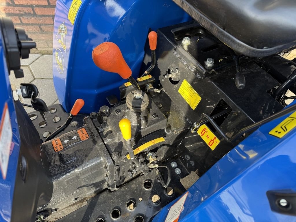 Traktor typu Solis 16 minitractor met stuurbekrachtiging NIEUW - 5 JAAR GARANTIE, Neumaschine v Neer (Obrázek 11)