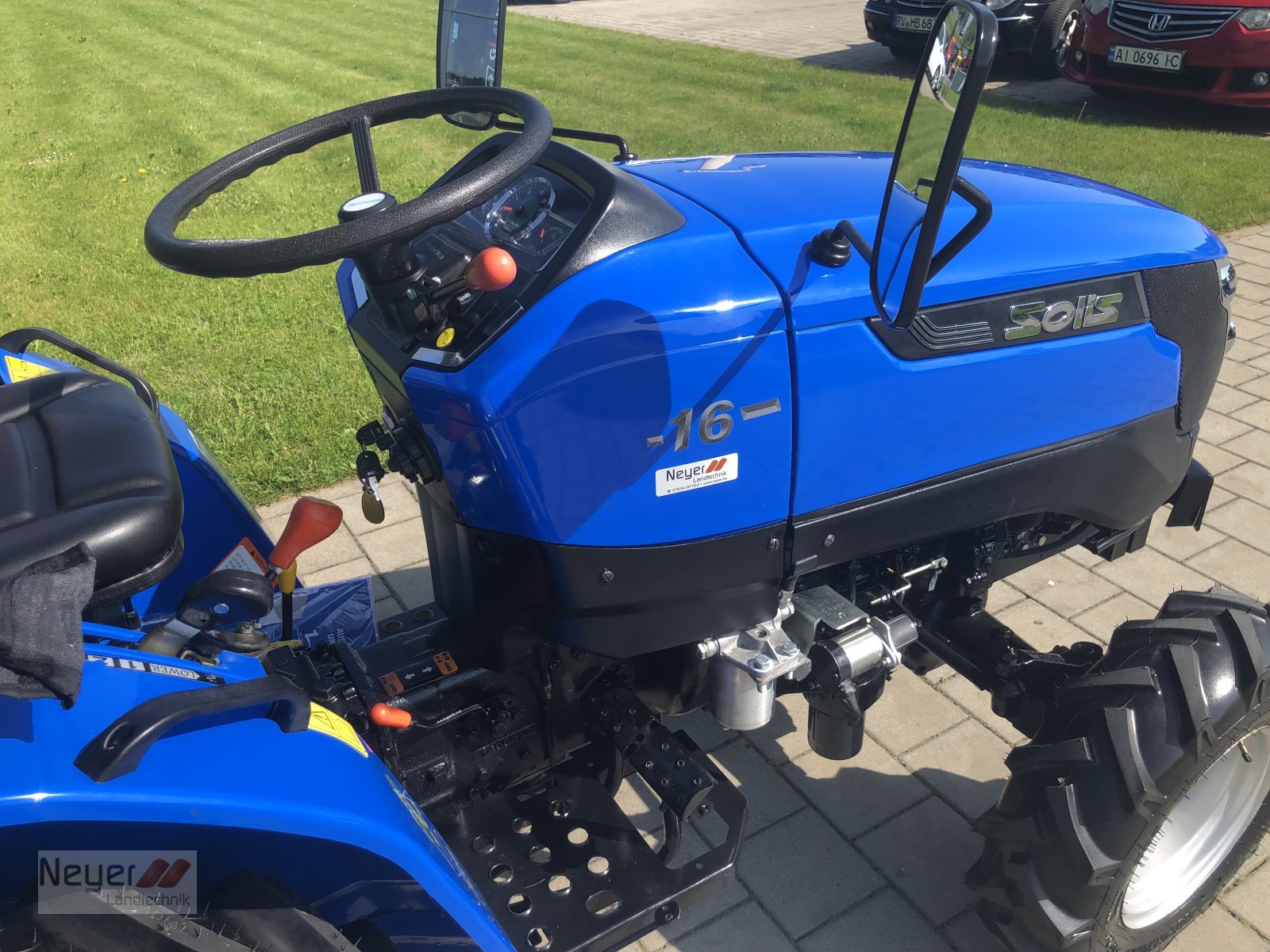 Traktor of the type Solis 16, Neumaschine in Bad Waldsee Mennisweiler (Picture 9)