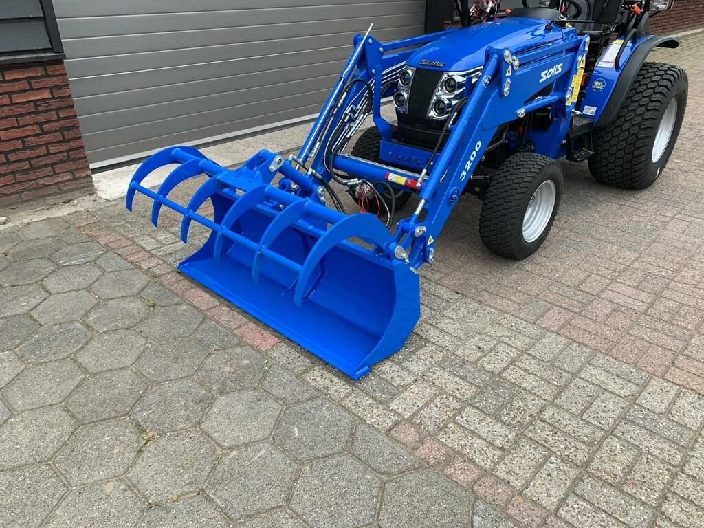 Traktor типа Solis 26 4WD 24.5 PK minitractor NIEUW + frontlader / GAZONBANDEN, Neumaschine в Neer (Фотография 9)