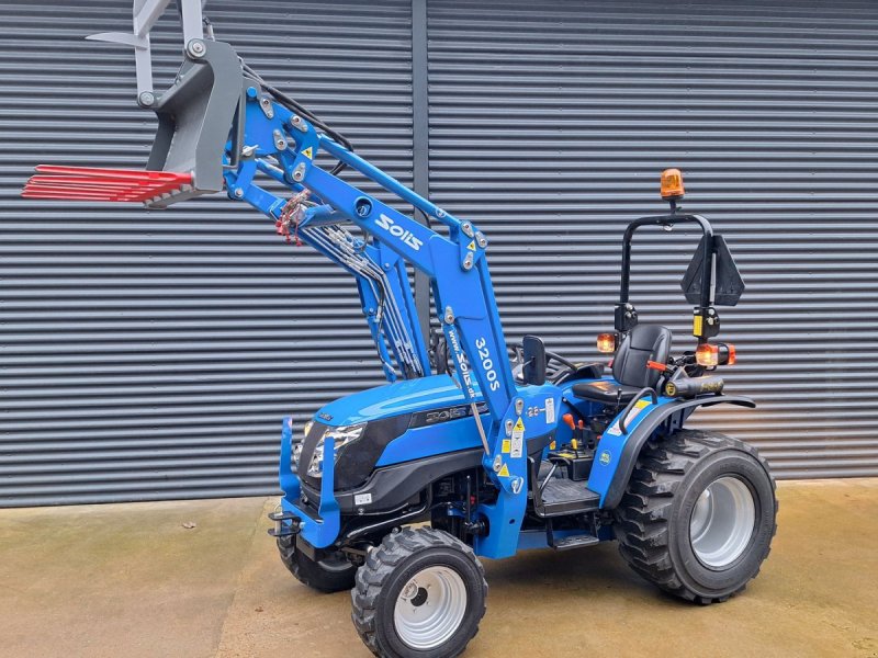 Traktor vrste Solis 26 6+2 gear maskine, Gebrauchtmaschine v Rødekro