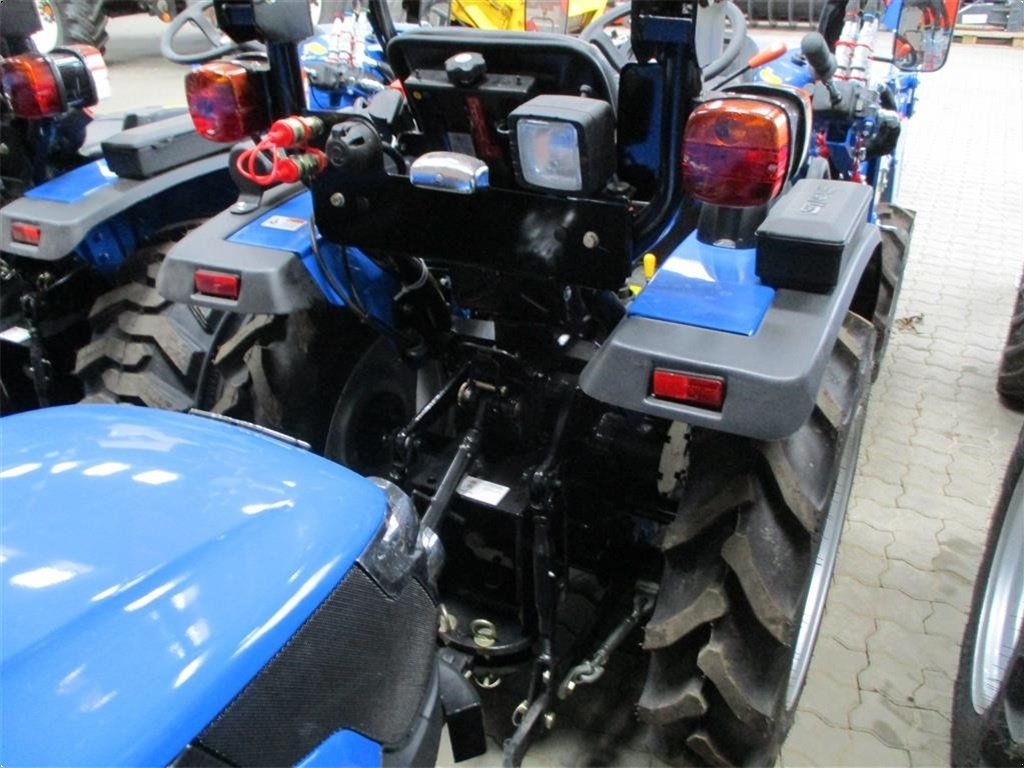 Traktor des Typs Solis 26 6+2 gearmaskine med servostyring og frontlæsser på, Gebrauchtmaschine in Lintrup (Bild 6)