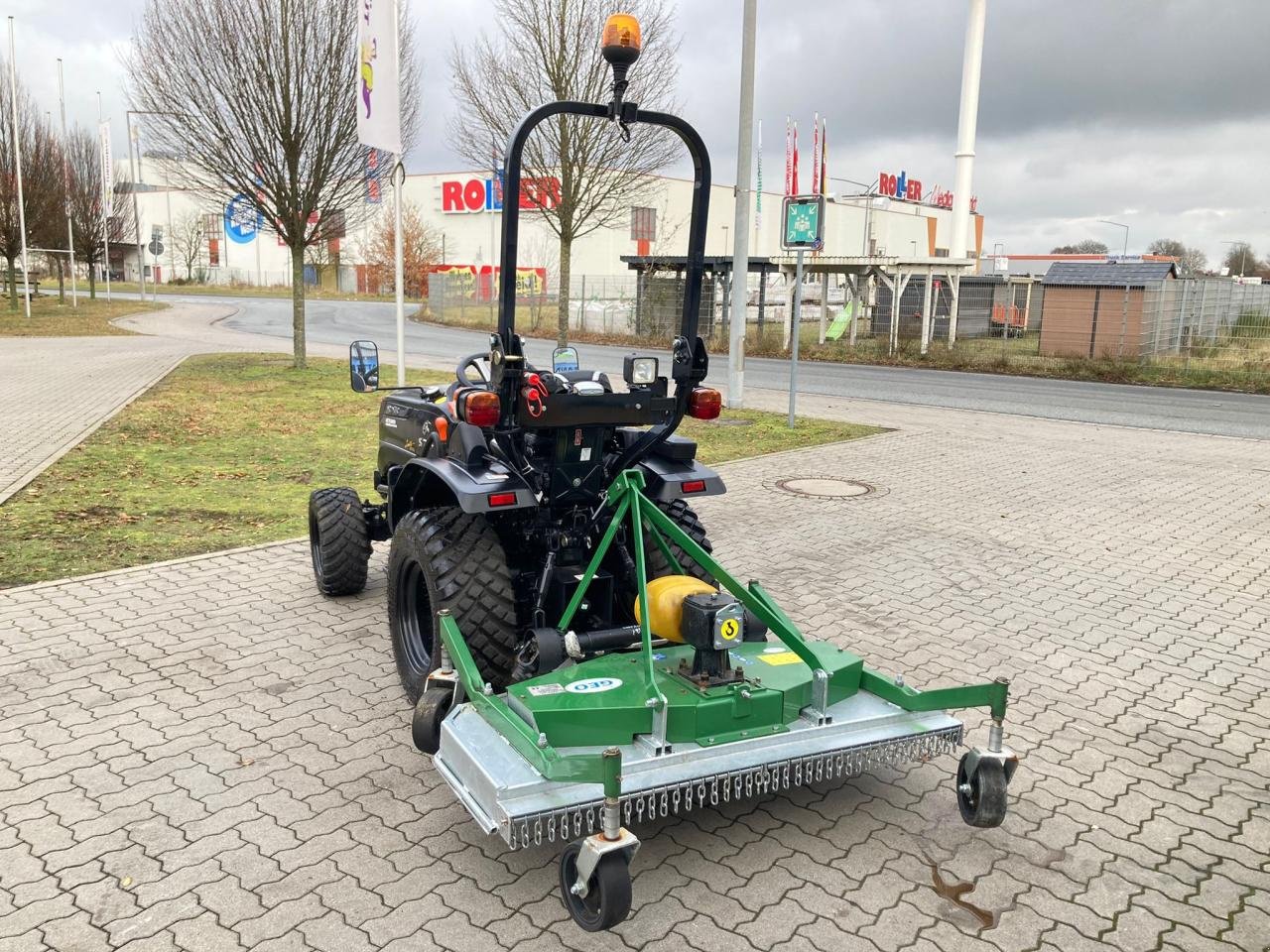 Traktor des Typs Solis 26 (6+2) mit Sichelmähwerk, Gebrauchtmaschine in Stuhr (Bild 4)