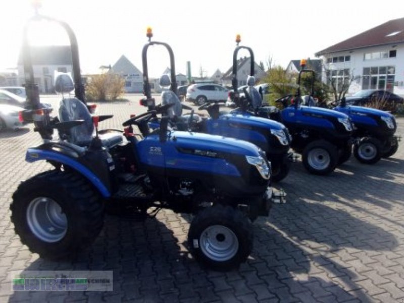 Traktor des Typs Solis 26 6/2 und 9+9 sowie stufenlos, auch mit Lader, ab Lager, Neumaschine in Buchdorf (Bild 1)