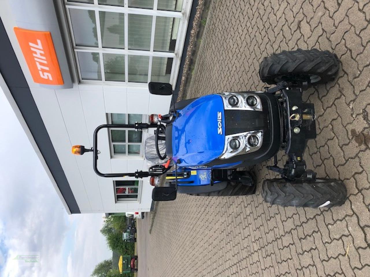 Traktor of the type Solis 26 6+2, Neumaschine in Hess.Oldendorf (Picture 3)