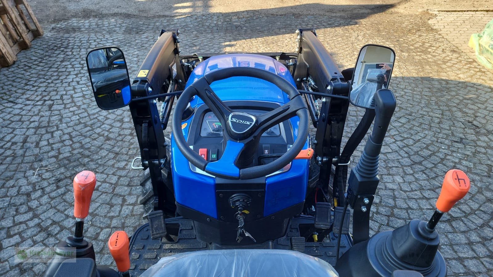 Traktor типа Solis 26 9+9 + Alö Quicke C12s Frontlader + MPC-140 Klappschaufel + Straßenzulassung, Neumaschine в Feuchtwangen (Фотография 10)