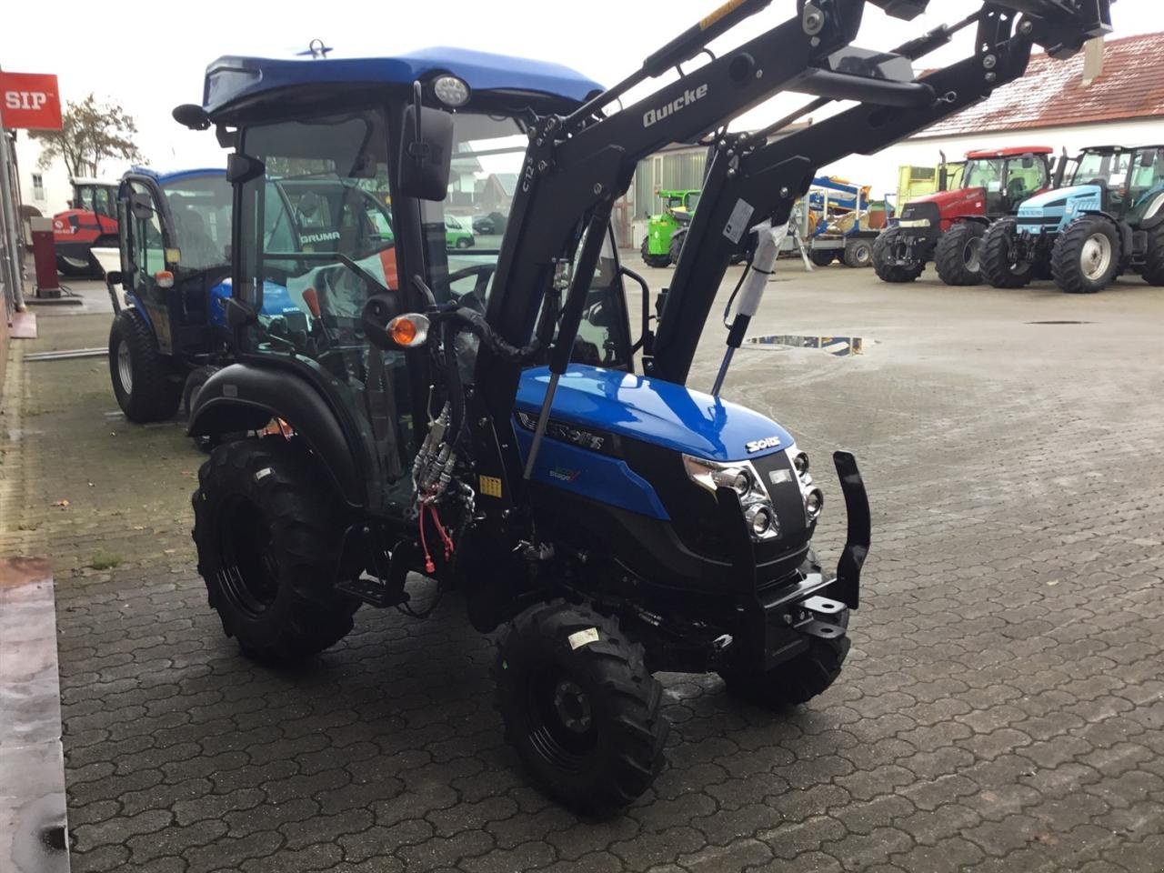 Traktor du type Solis 26 9+9 CAB, Neumaschine en Ampfing (Photo 3)
