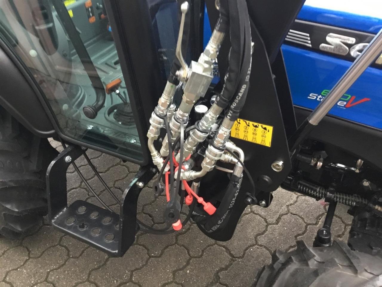 Traktor du type Solis 26 9+9 CAB, Neumaschine en Ampfing (Photo 6)