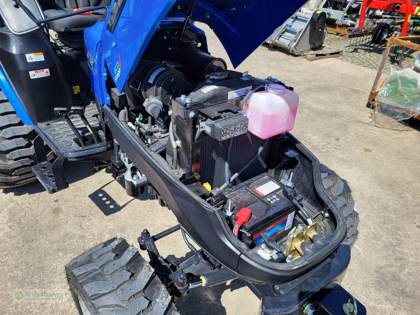 Traktor typu Solis 26 9+9 mit Ausliegemulcher 125cm + Industriereifen + Straßenzulassung NEU Allrad, Neumaschine v Feuchtwangen (Obrázek 21)