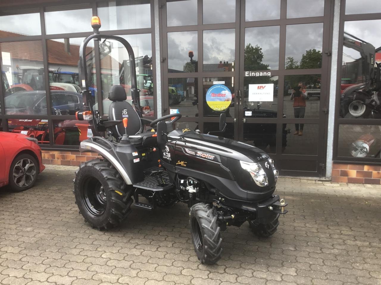 Traktor типа Solis 26 9+9 Panther, Neumaschine в Hartkirchen (Фотография 1)