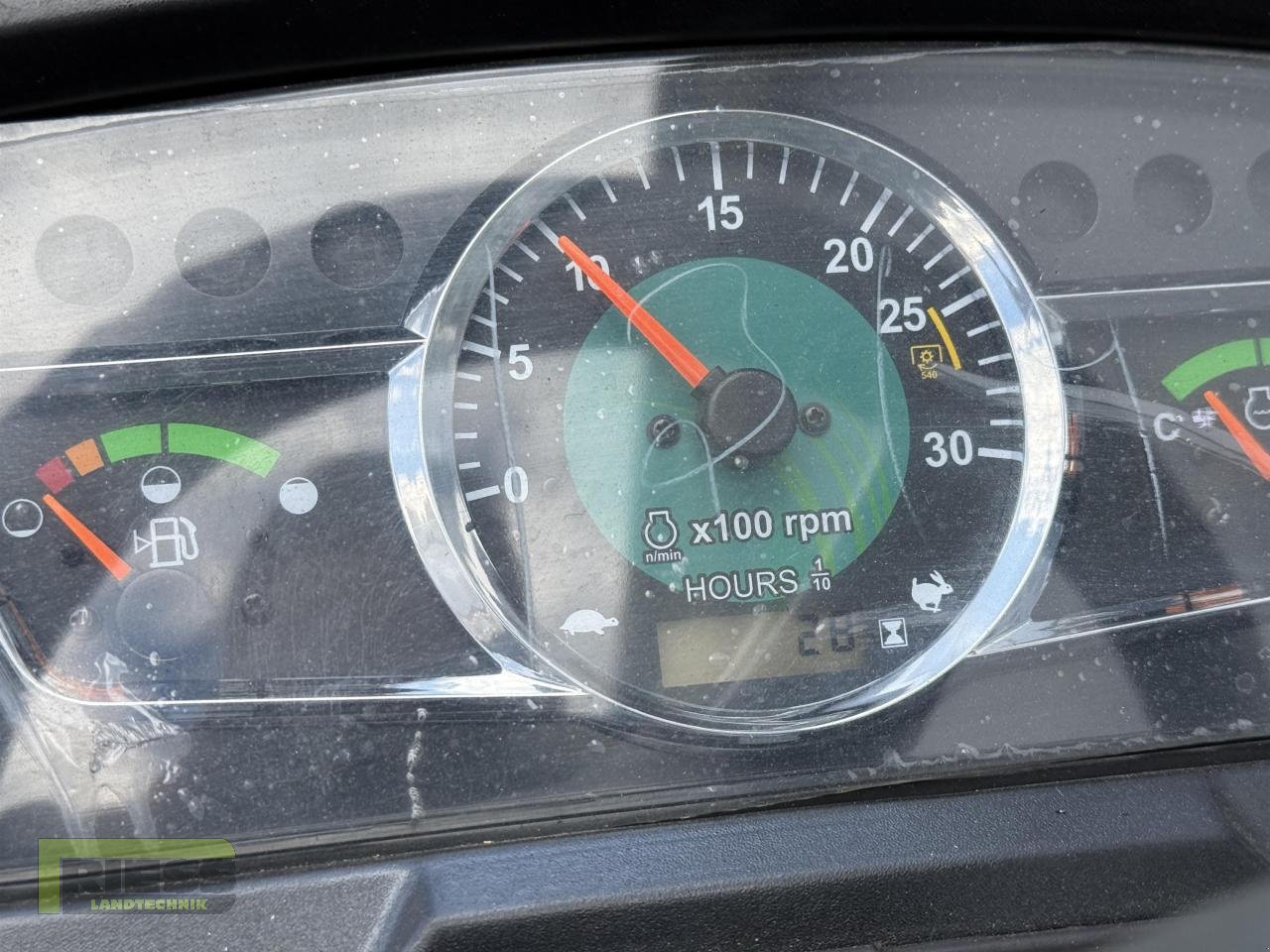 Traktor του τύπου Solis 26 9+9 Rops Panther (Black), Neumaschine σε Homberg/Ohm - Maulbach (Φωτογραφία 7)