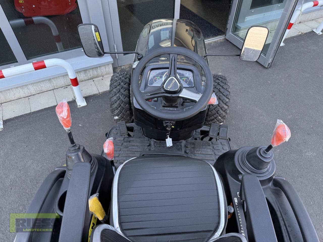 Traktor a típus Solis 26 9+9 Rops Panther, Neumaschine ekkor: Homberg/Ohm - Maulbach (Kép 8)