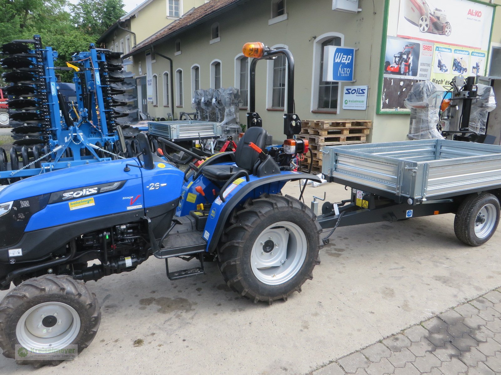Traktor of the type Solis 26 + Bernardi E15 Kipper PAKET AKTION Neu, Neumaschine in Feuchtwangen (Picture 4)
