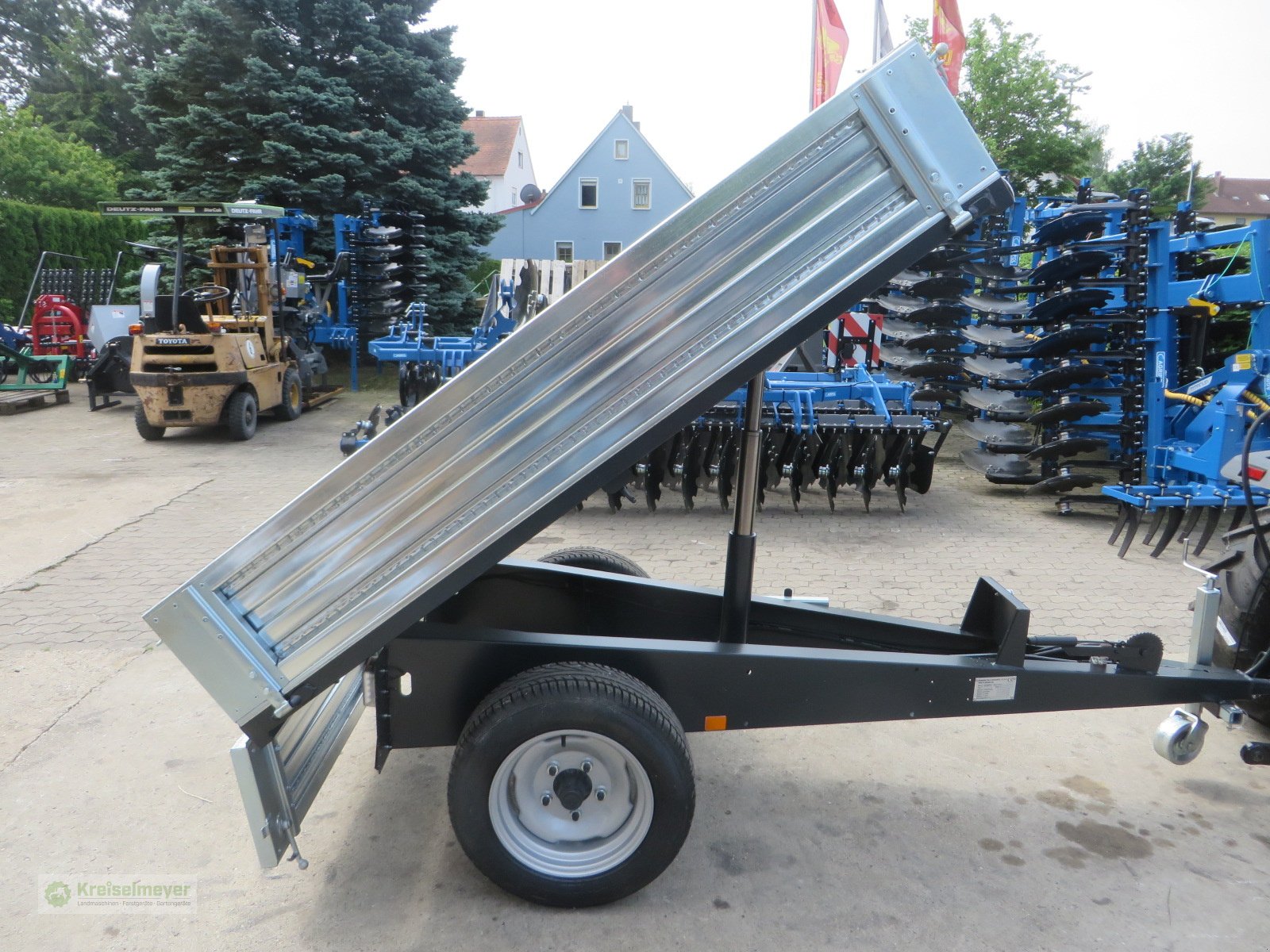 Traktor of the type Solis 26 + Bernardi E15 Kipper PAKET AKTION Neu, Neumaschine in Feuchtwangen (Picture 10)