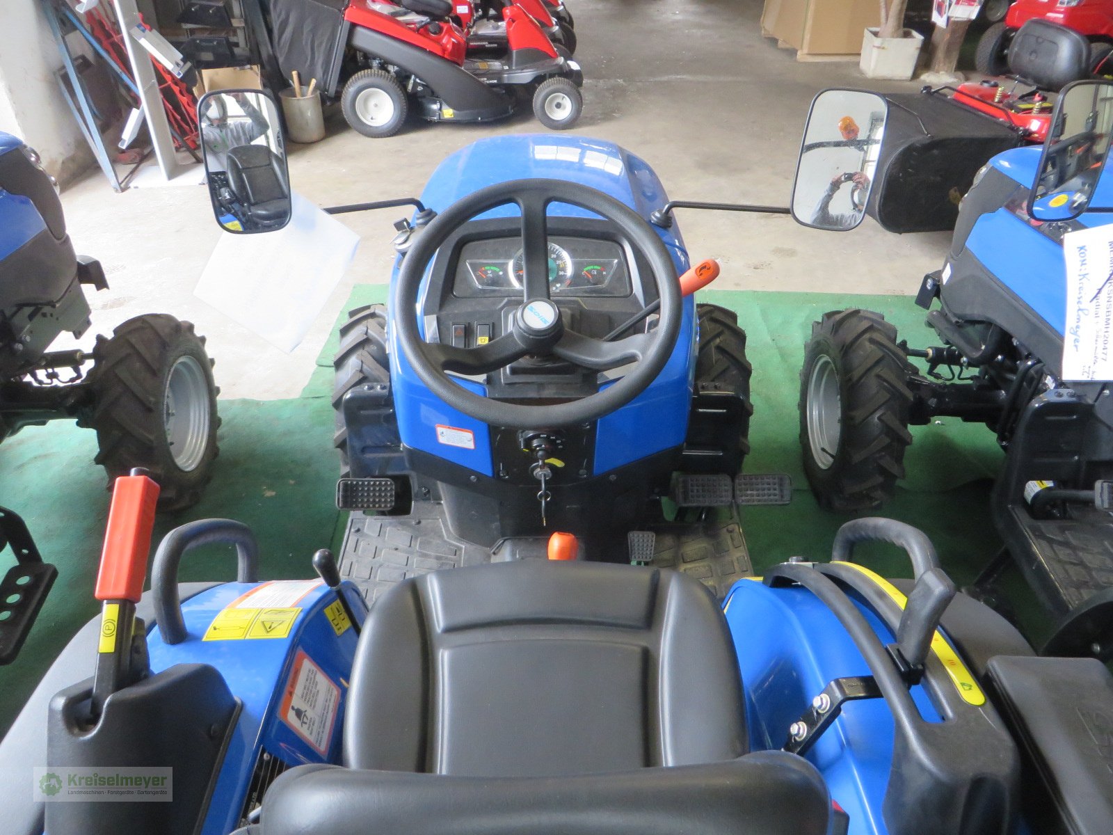 Traktor des Typs Solis 26 + breite Radialreifen + Straßenzulassung NEU 3 JAHRE GARANTIE, Neumaschine in Feuchtwangen (Bild 7)