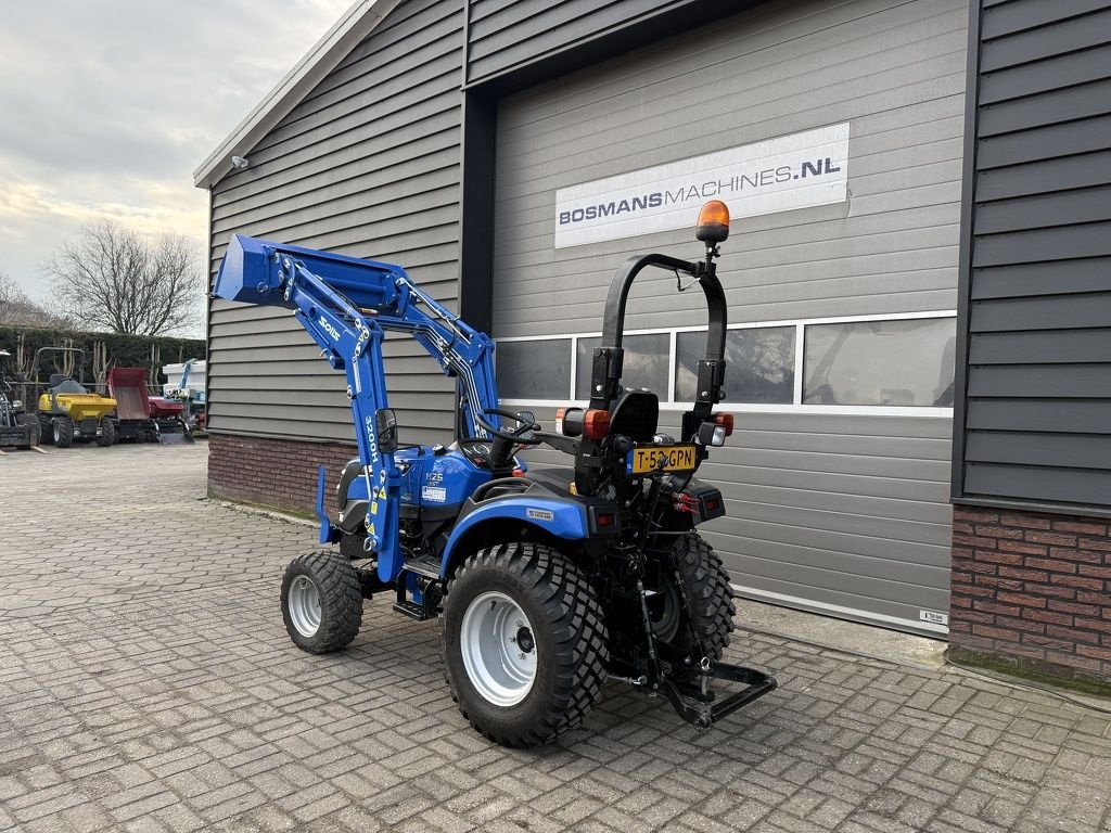 Traktor del tipo Solis 26 HST 4WD minitractor met frontlader BJ 2025 85 uur, Gebrauchtmaschine In Neer (Immagine 10)