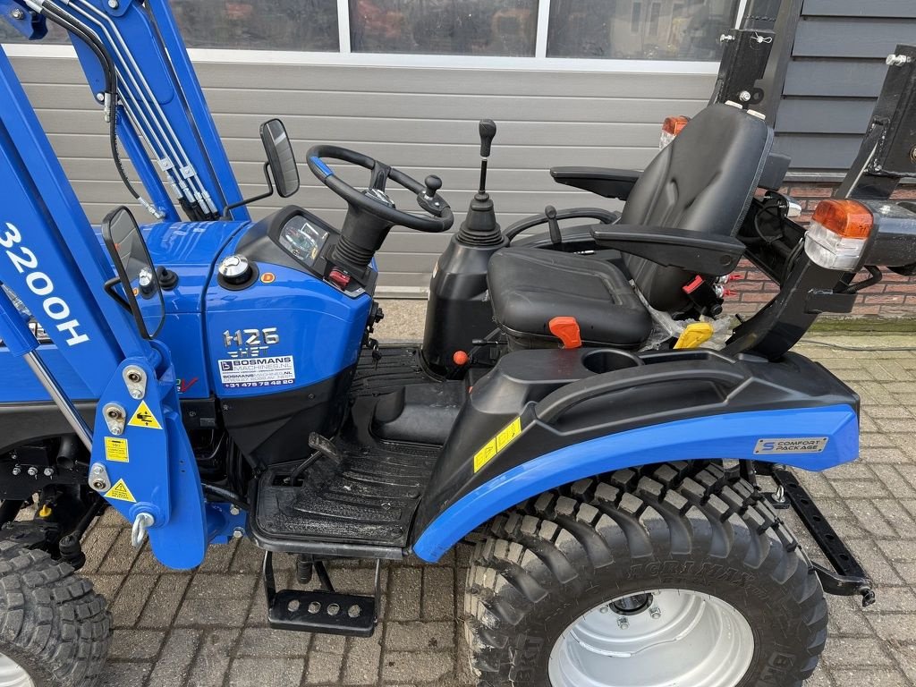 Traktor del tipo Solis 26 HST 4WD minitractor met frontlader BJ 2025 85 uur, Gebrauchtmaschine In Neer (Immagine 8)