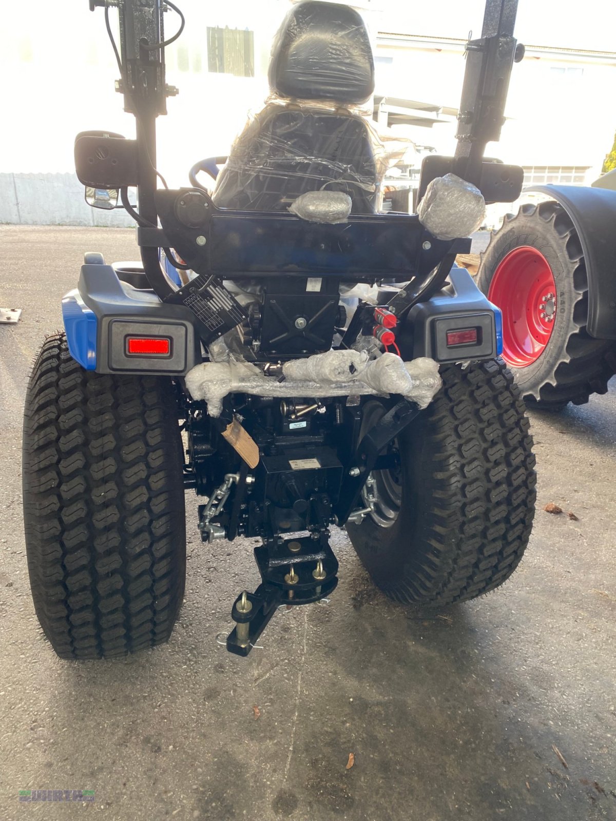 Traktor του τύπου Solis 26 HST Aktionspreis Frühjahr 26, Ausstellungsschlepper, Neumaschine σε Buchdorf (Φωτογραφία 3)