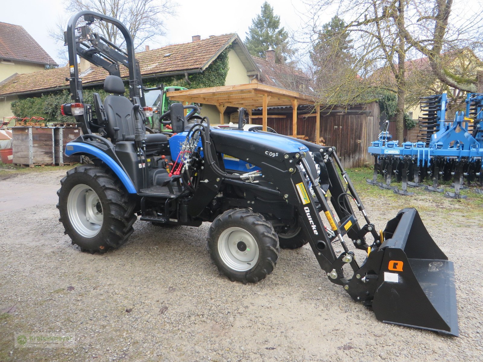 Traktor типа Solis 26 HST + Alö C12s Frontlader + Schaufel + Straßenzulassung, Neumaschine в Feuchtwangen (Фотография 4)