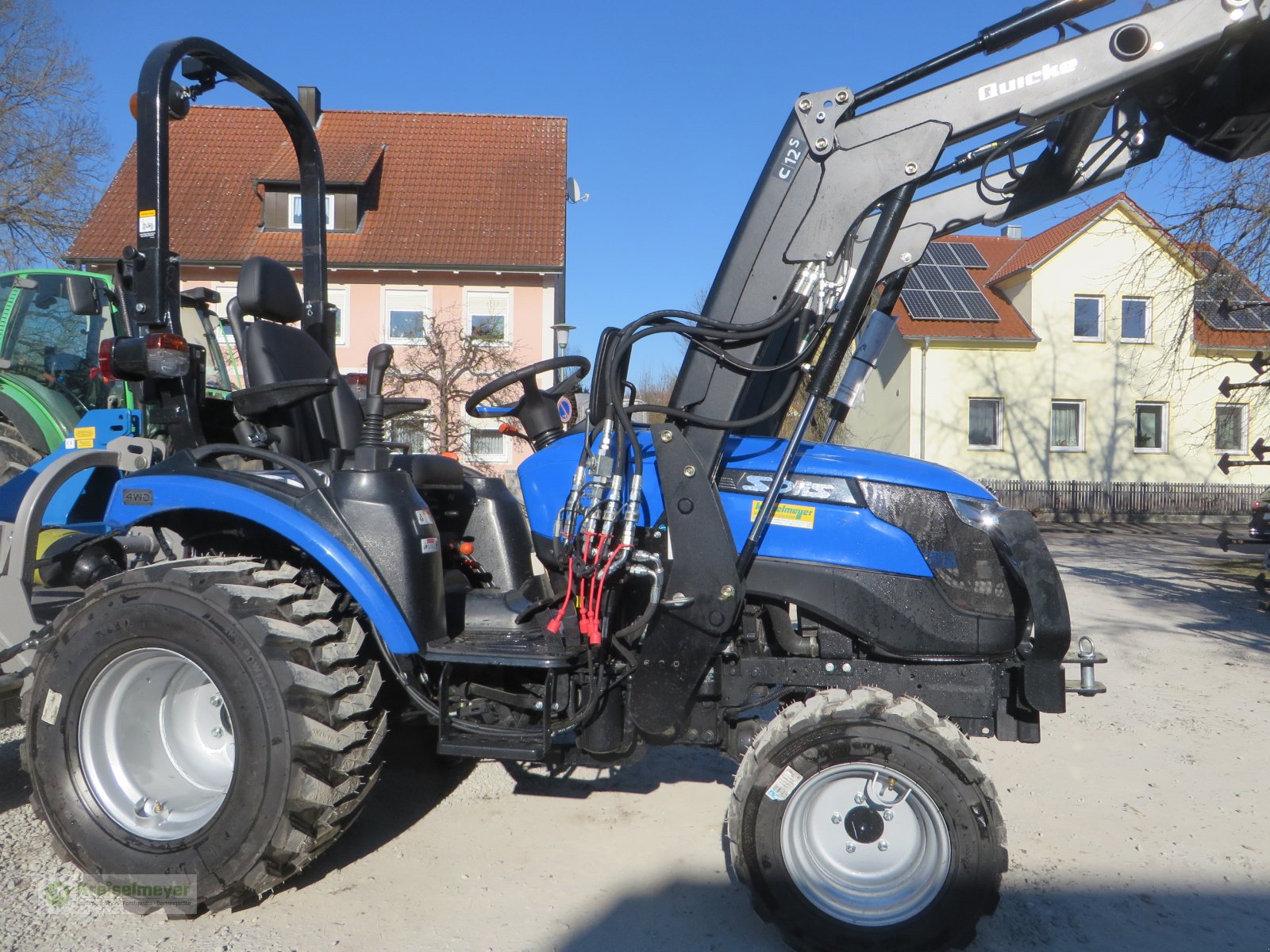 Traktor des Typs Solis 26 HST + Alö Quicke Frontlader + Greifschaufel + Straßenzulassung, Neumaschine in Feuchtwangen (Bild 5)