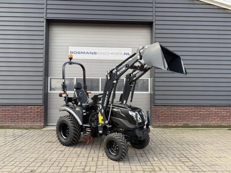 Traktor typu Solis 26 HST BLACK EDITION minitractor NIEUW met frontlader, Neumaschine v Neer (Obrázek 1)
