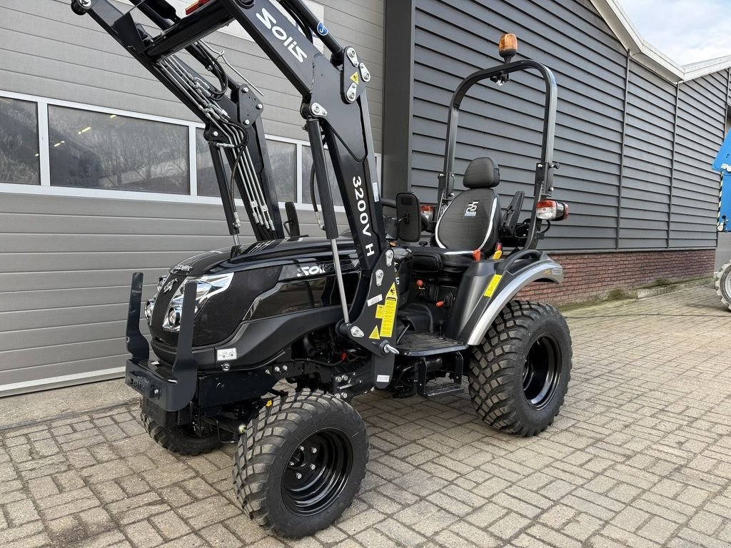 Traktor от тип Solis 26 HST BLACK EDITION minitractor NIEUW met frontlader, Neumaschine в Neer (Снимка 5)