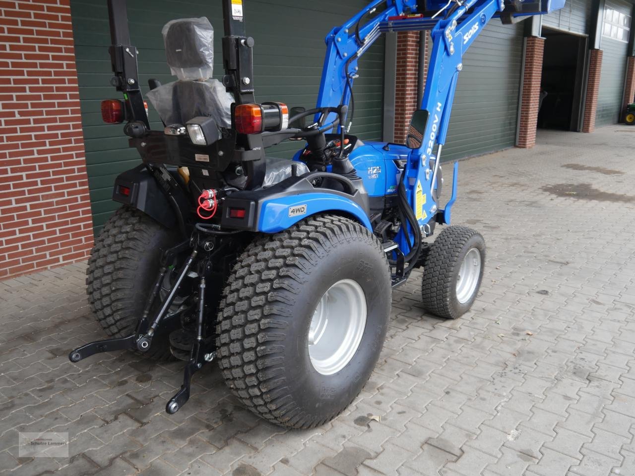 Traktor of the type Solis 26 HST + Frontlader, Vorführmaschine in Borken (Picture 8)