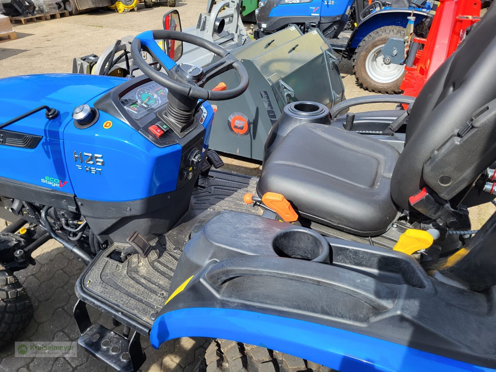 Traktor des Typs Solis 26 HST + Galaxy-Pro Bereifung + StVZO-Zulassungspapiere Allrad NEU, Neumaschine in Feuchtwangen (Bild 3)