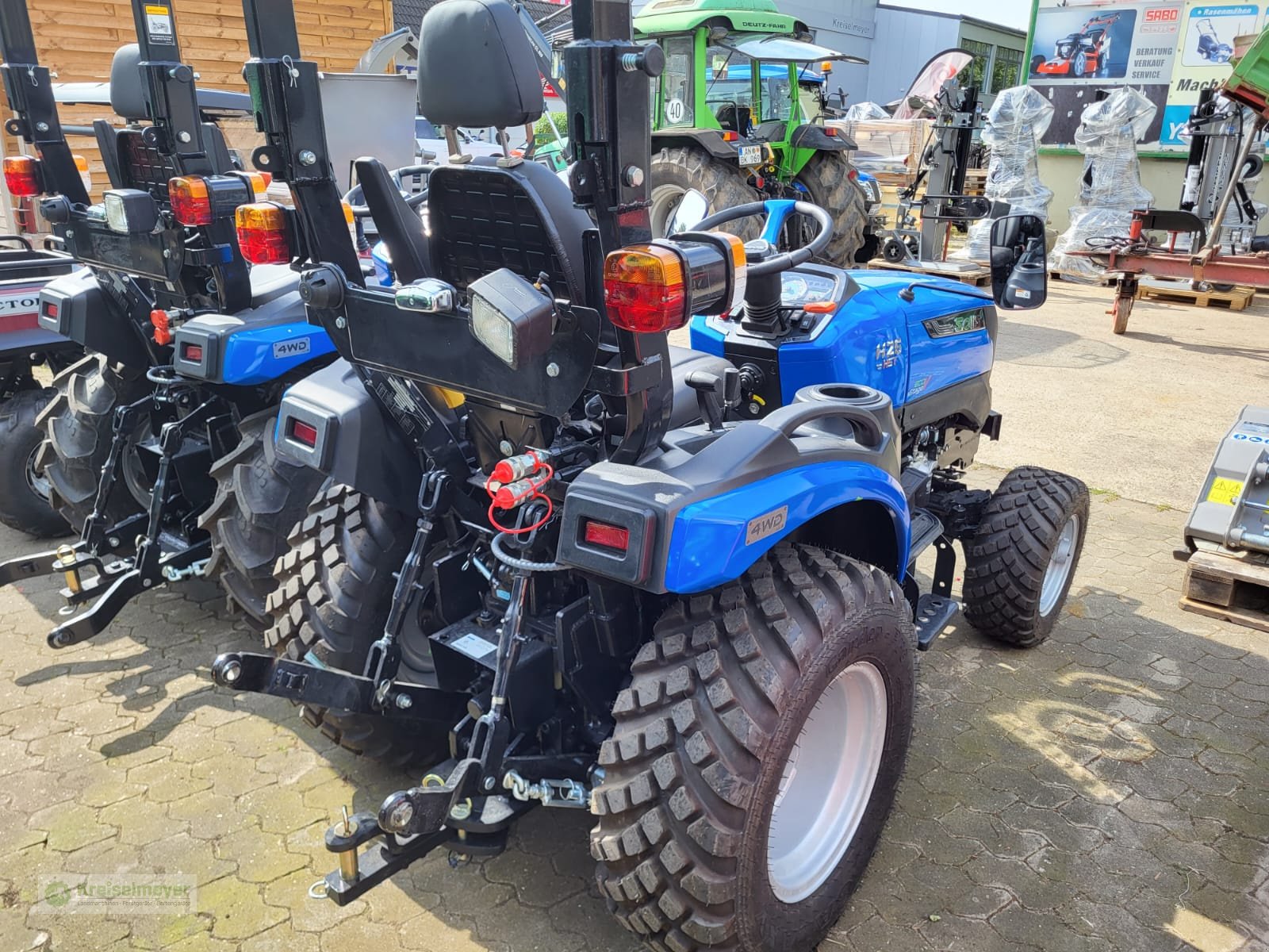 Traktor des Typs Solis 26 HST + Galaxy-Pro Bereifung + StVZO-Zulassungspapiere Allrad NEU, Neumaschine in Feuchtwangen (Bild 4)