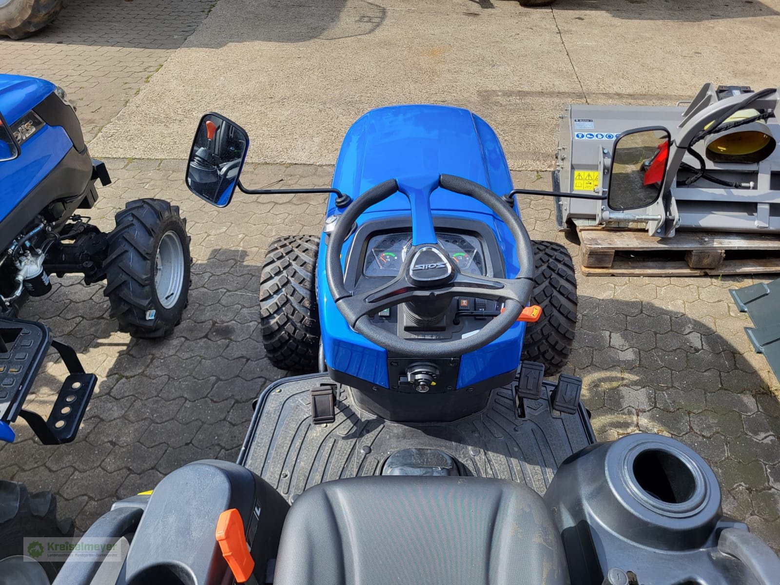 Traktor des Typs Solis 26 HST + Galaxy-Pro Bereifung + StVZO-Zulassungspapiere Allrad NEU, Neumaschine in Feuchtwangen (Bild 7)