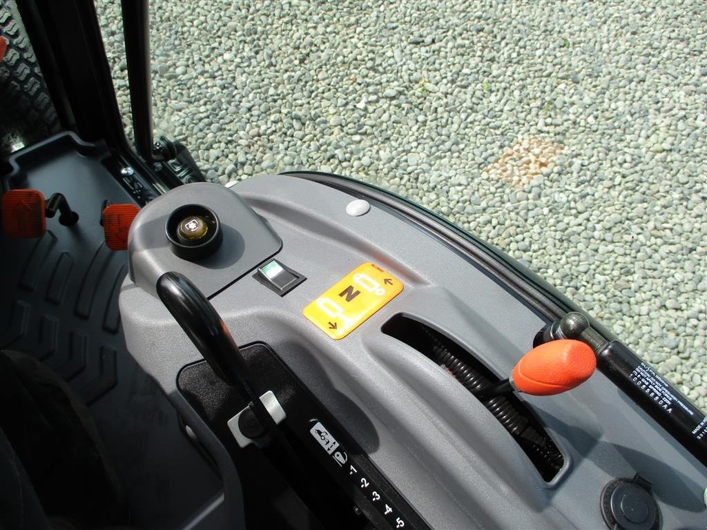 Traktor a típus Solis 26 HST Med kabine, Turf dæk og frontlift samt frontPTO, Gebrauchtmaschine ekkor: Lintrup (Kép 16)