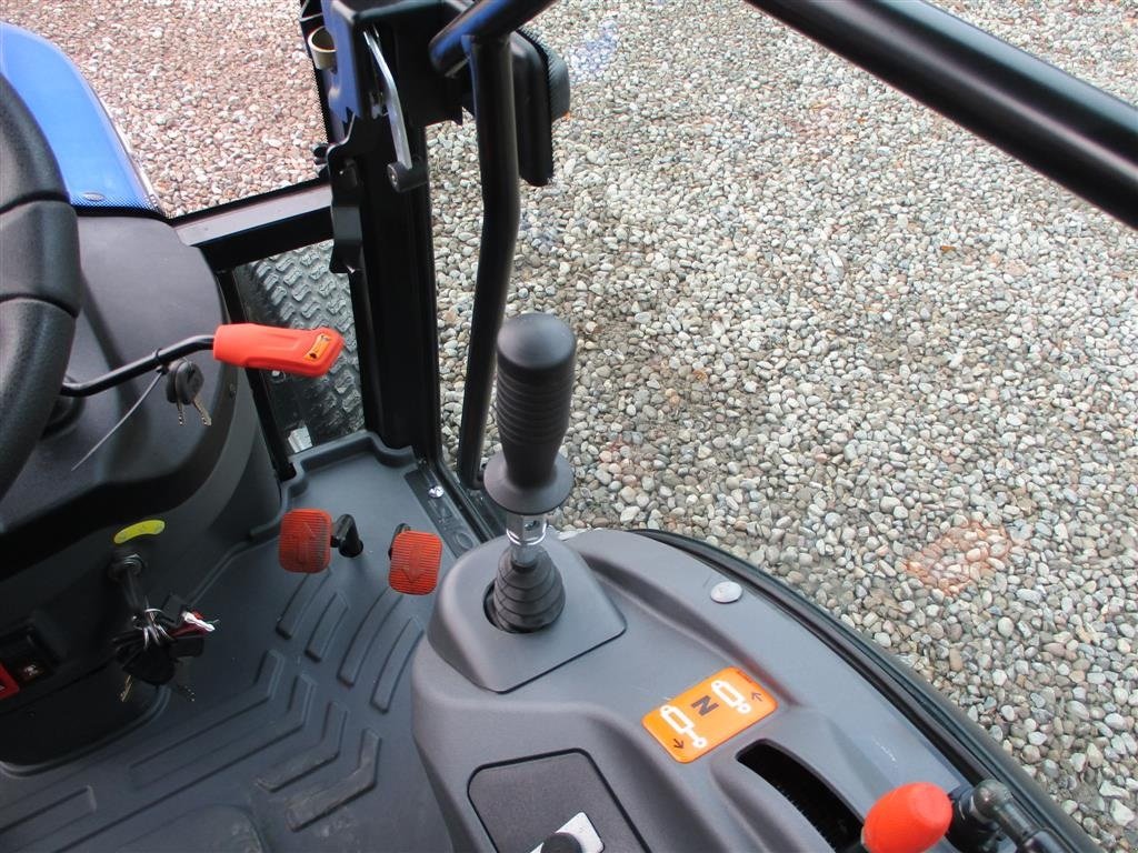 Traktor tipa Solis 26 HST Med kabine, Turf dæk og frontlift, Gebrauchtmaschine u Lintrup (Slika 9)