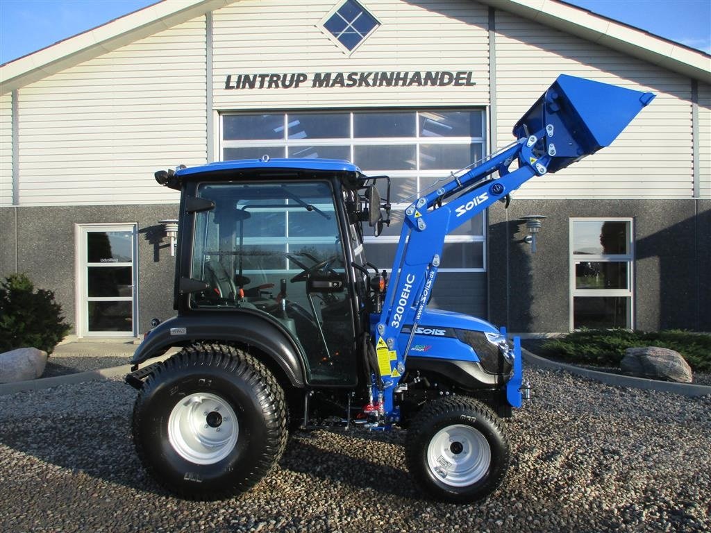 Traktor от тип Solis 26 HST Med kabine, Turf hjul og frontlæsser., Gebrauchtmaschine в Lintrup (Снимка 3)