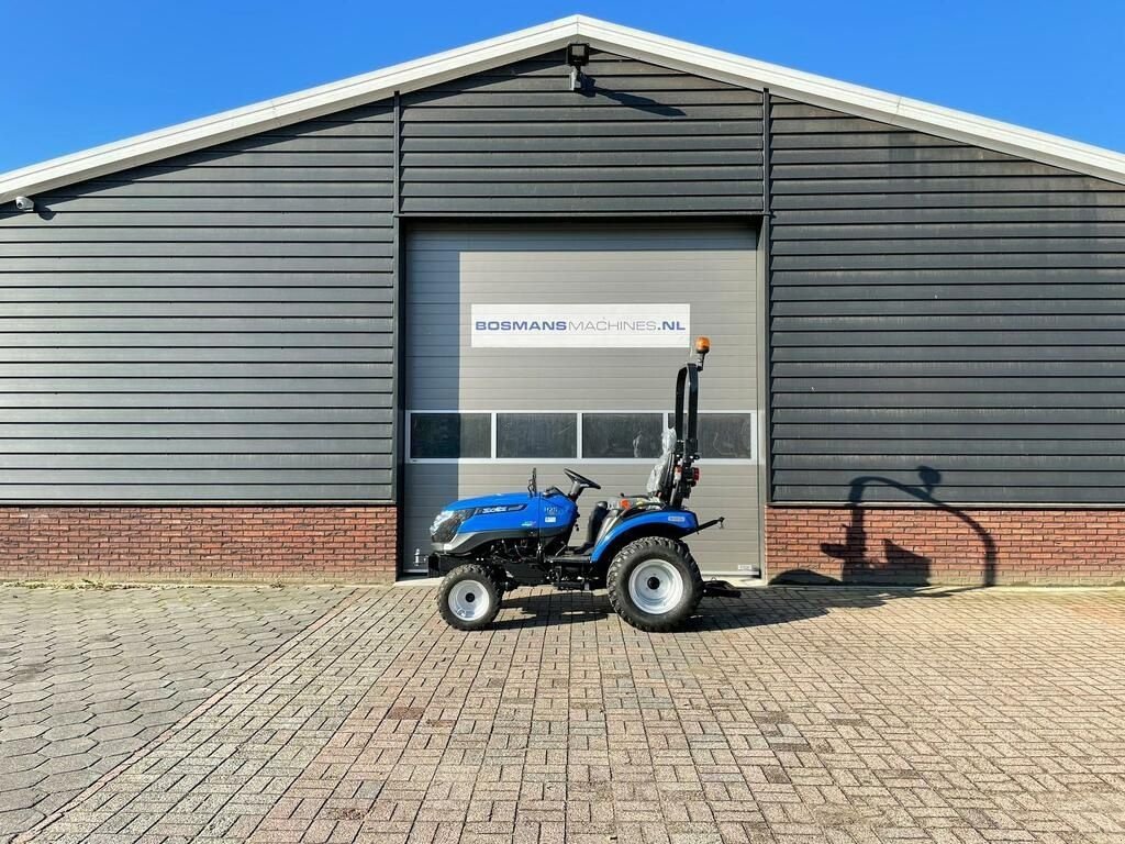 Traktor del tipo Solis 26 HST minitractor NIEUW multi-use banden - 5 jaar garantie, Neumaschine In Neer (Immagine 2)