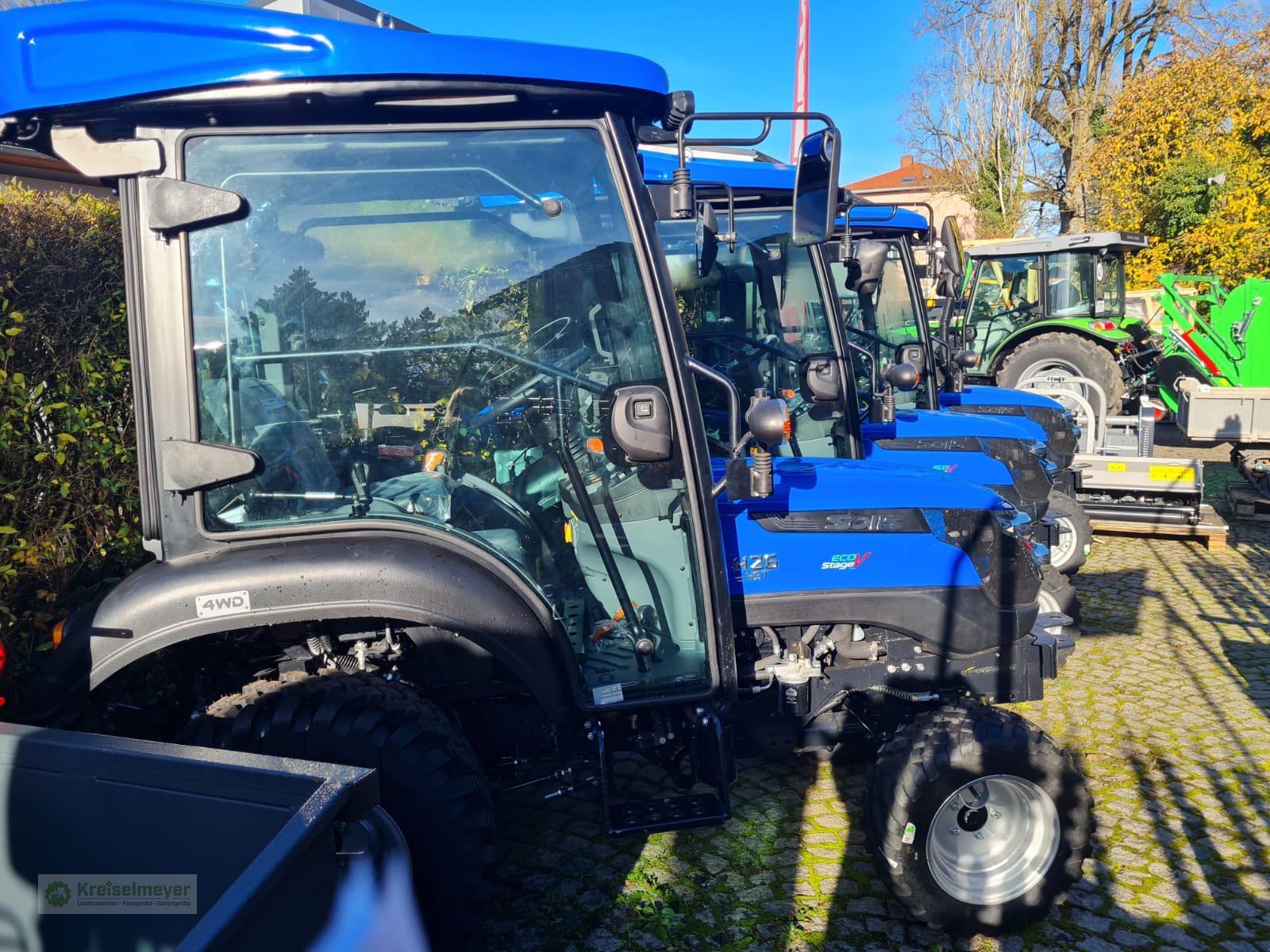 Traktor des Typs Solis 26 HST Modell 2025 (neue Kabine), Kabine + Heizung, Allrad, Neumaschine in Feuchtwangen (Bild 3)