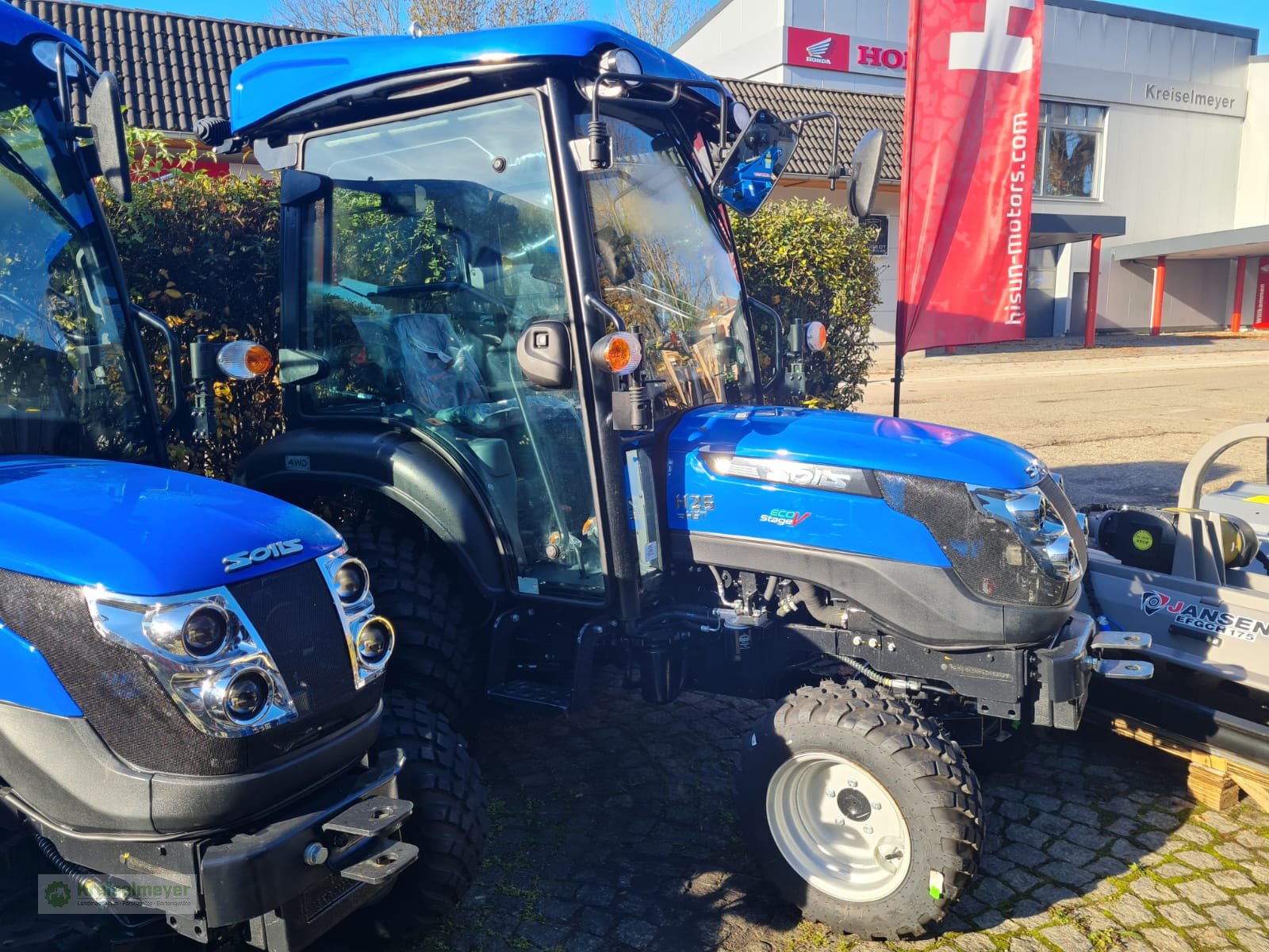 Traktor des Typs Solis 26 HST Modell 2025 (neue Kabine), Kabine + Heizung, Allrad, Neumaschine in Feuchtwangen (Bild 4)