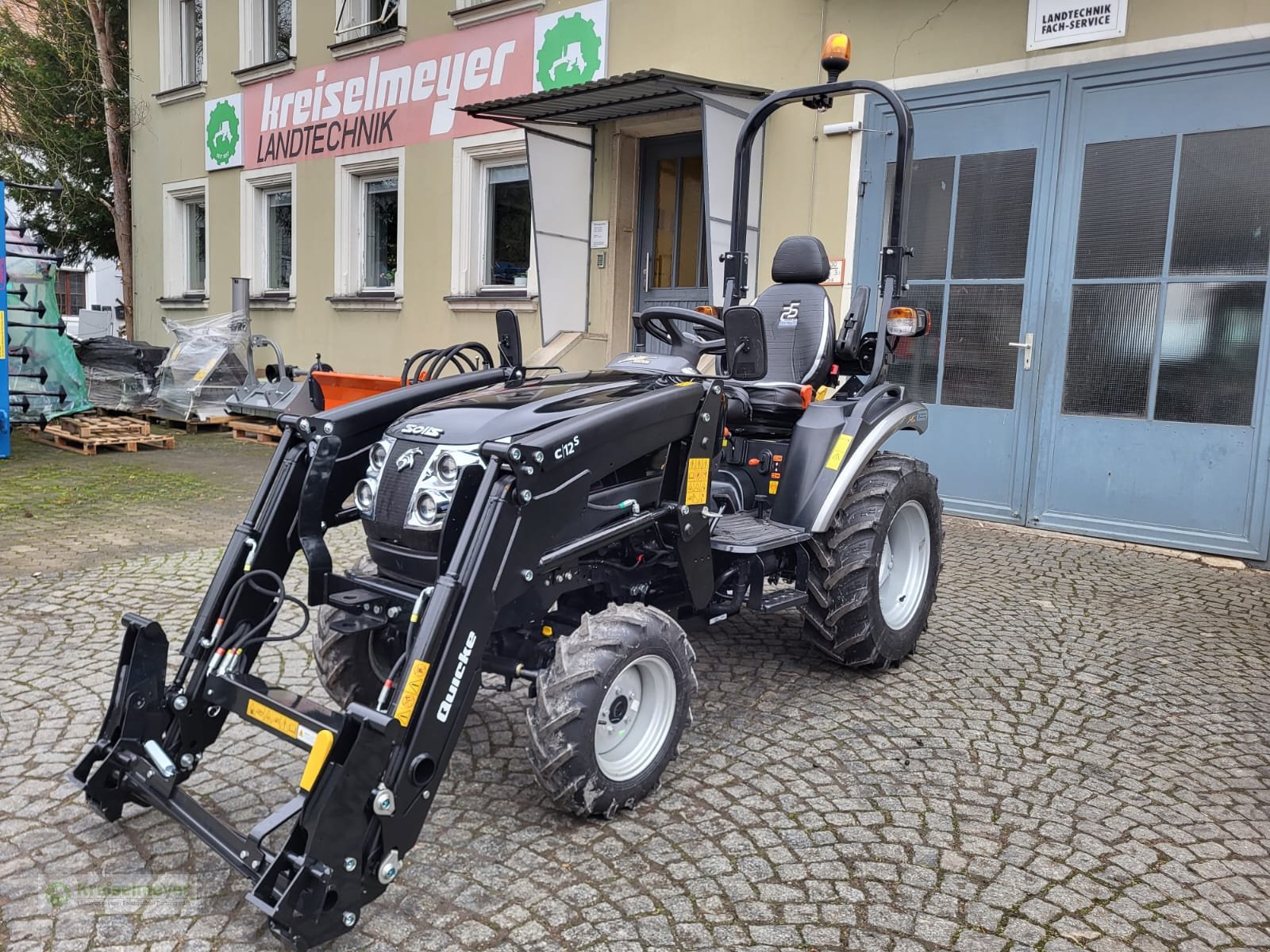 Traktor del tipo Solis 26 HST Panther + Alö C12s Frontlader Euronorm Limited Edition NEU HD-Vorderachse, Neumaschine In Feuchtwangen (Immagine 2)