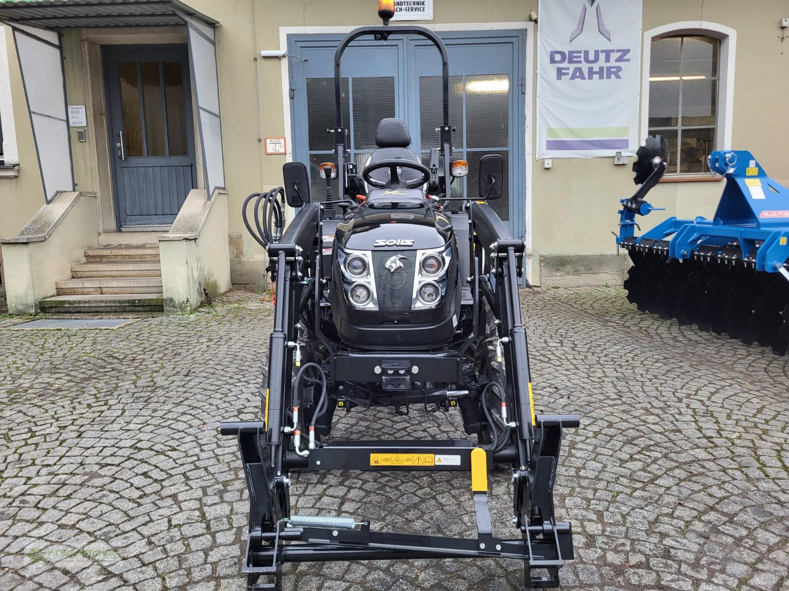 Traktor del tipo Solis 26 HST Panther + Alö C12s Frontlader Euronorm Limited Edition NEU HD-Vorderachse, Neumaschine In Feuchtwangen (Immagine 3)