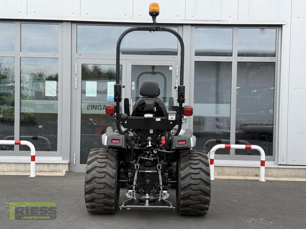 Traktor za tip Solis 26 HST Rops Panther Industriebereifung, Neumaschine u Homberg/Ohm - Maulbach (Slika 3)