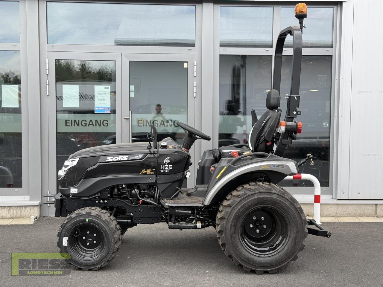 Traktor za tip Solis 26 HST Rops Panther Industriebereifung, Neumaschine u Homberg/Ohm - Maulbach (Slika 8)