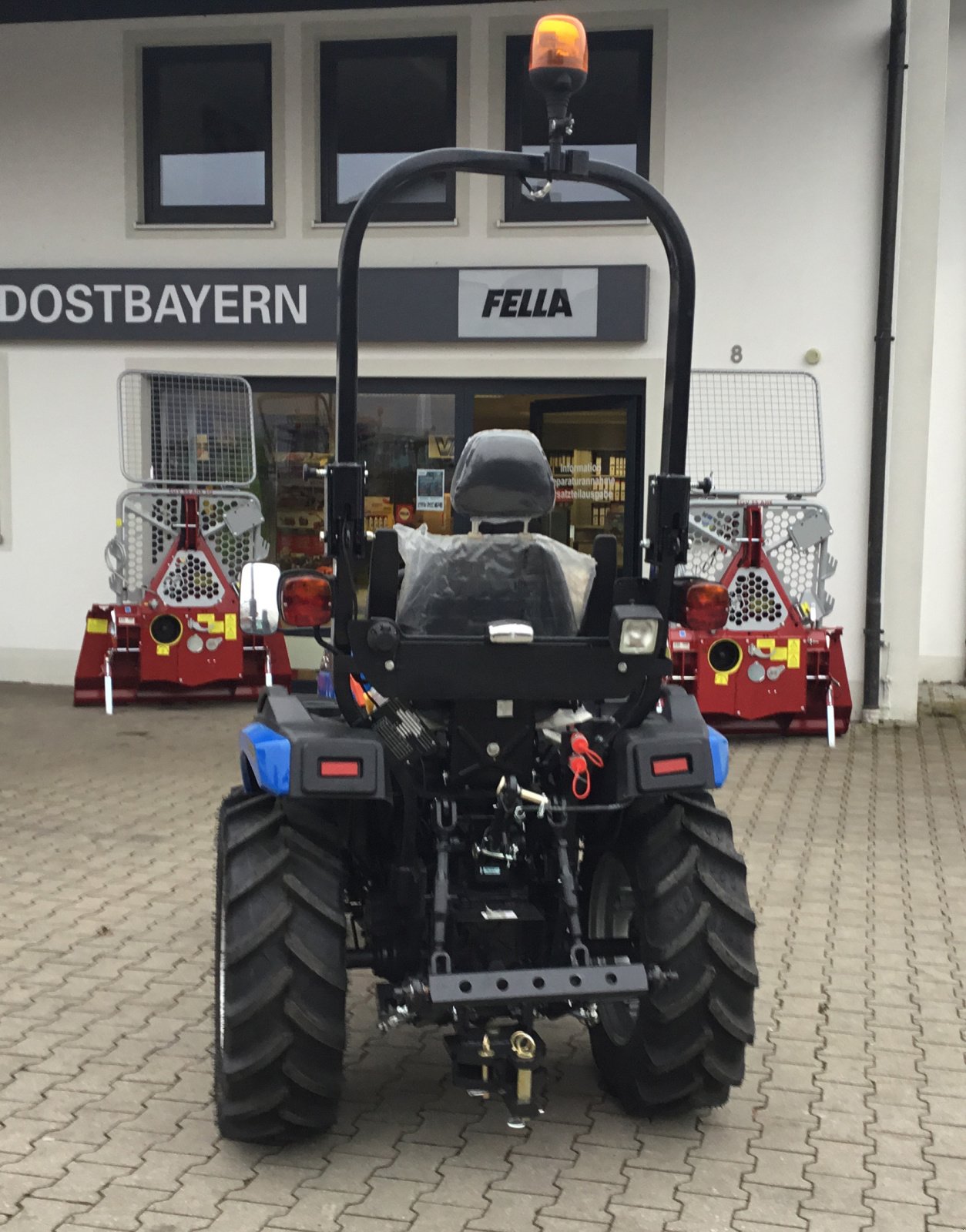 Traktor des Typs Solis 26 Hst, Neumaschine in Deggendorf (Bild 7)