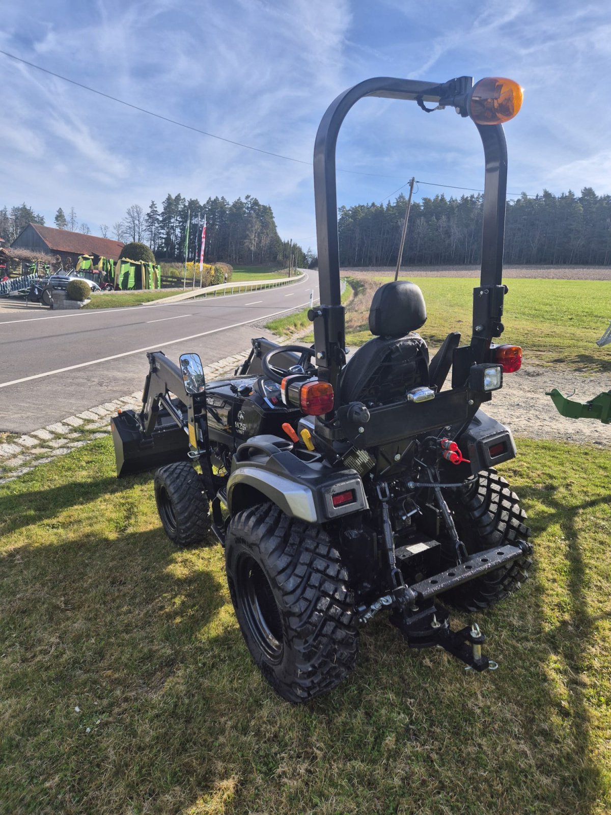 Traktor of the type Solis 26 HST, Neumaschine in Viechtach (Picture 3)