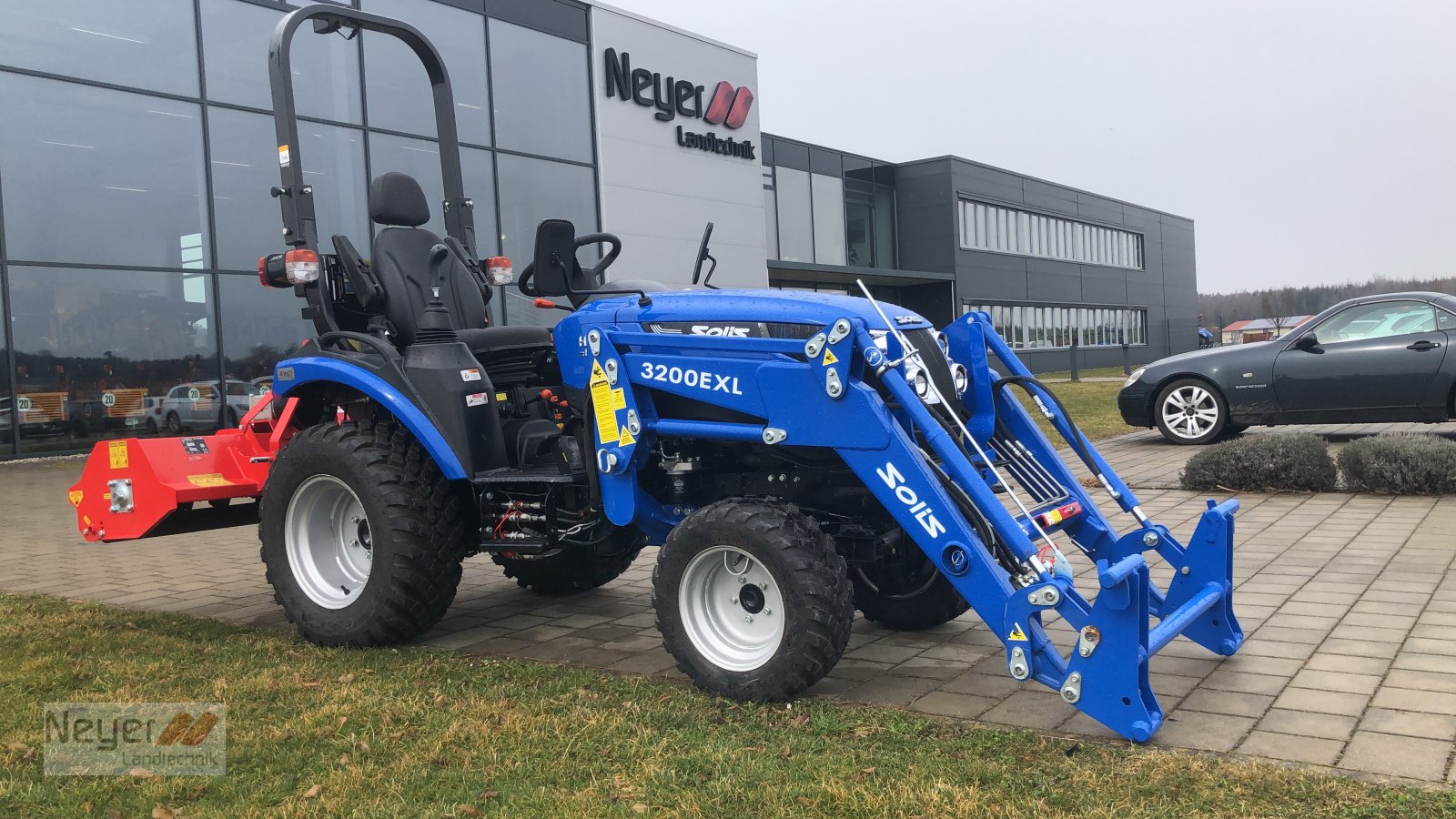 Traktor Türe ait Solis 26 Hydrostat mit Solis Frontlader, Neumaschine içinde Bad Waldsee Mennisweiler (resim 2)