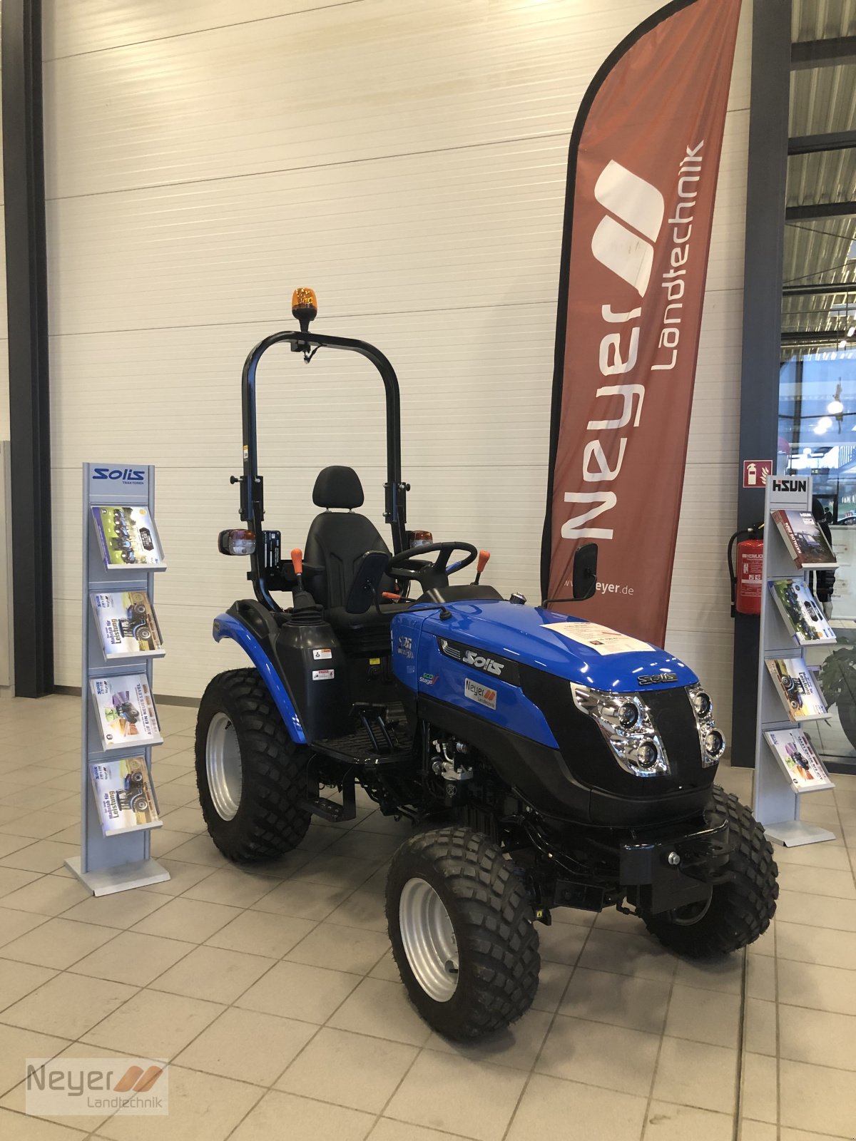 Traktor Türe ait Solis 26 Hydrostat mit Solis Frontlader, Neumaschine içinde Bad Waldsee Mennisweiler (resim 11)